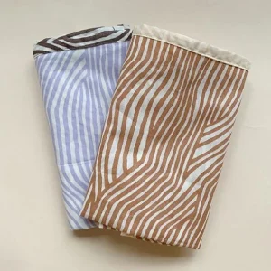 HAPS Nordic - Ensemble de 2 Emballages Pour Cadeau Réutilisable Terracotta / Lavender Wave||HAPS Nordic - Set of 2 Reusable Gift Wraps Terracotta / Lavender Wave