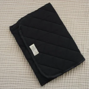 Dans le Sac - Tapis à Langer - Noir||Dans le Sac - Change Pad - Black