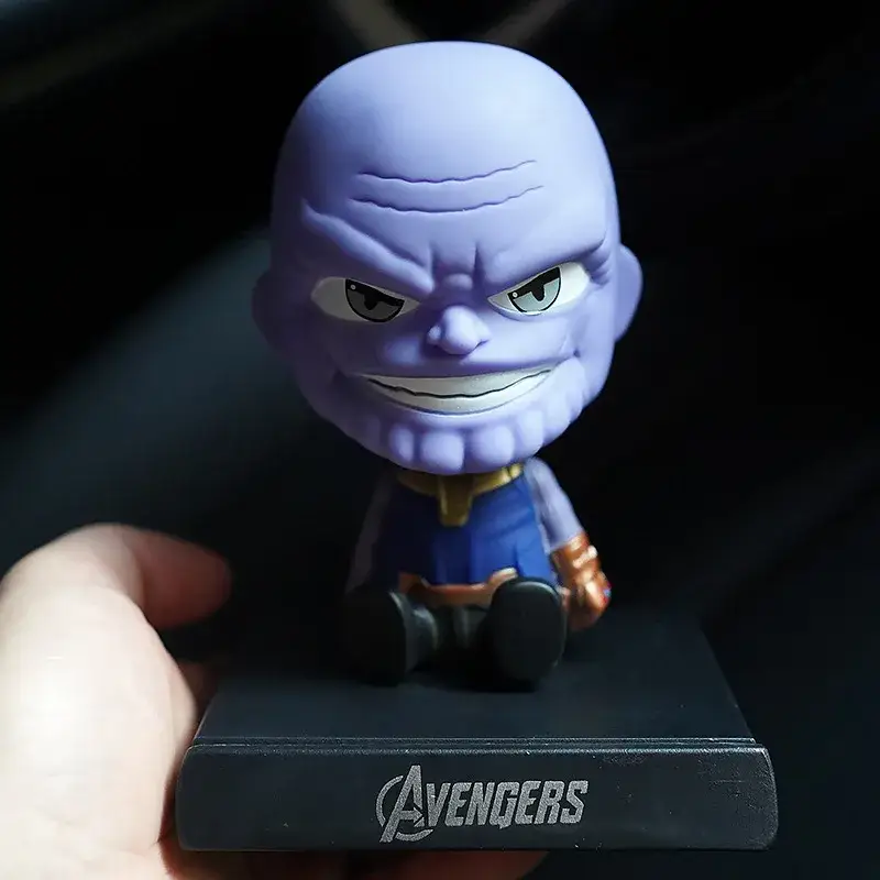Figurine qui bouge la tête pour voiture Marvel – Image 5