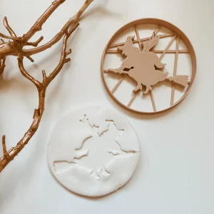 Earth & Bloom - Emporte-Pièce Bio - Sorcière||Earth & Bloom - Bio Dough Cutter - Witch